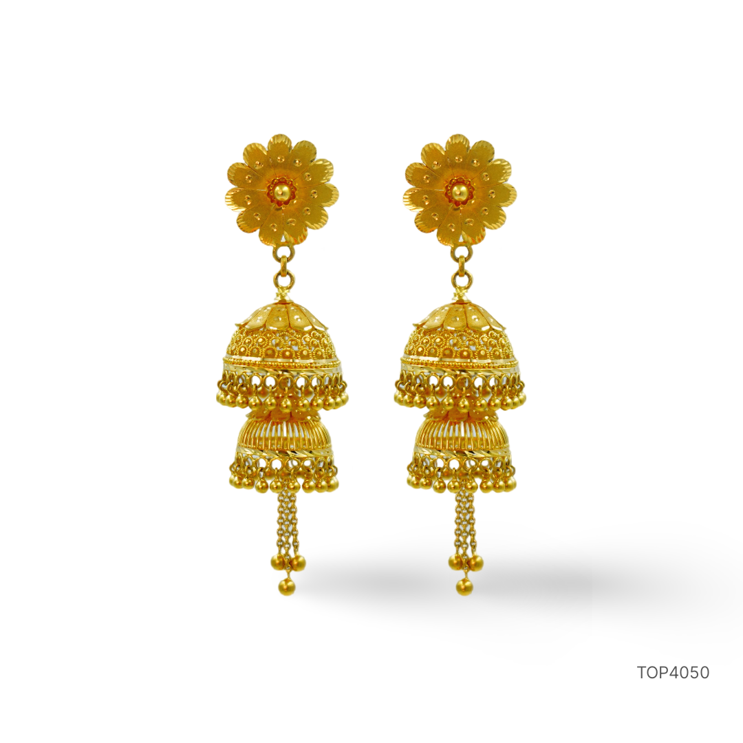 gold earrings
